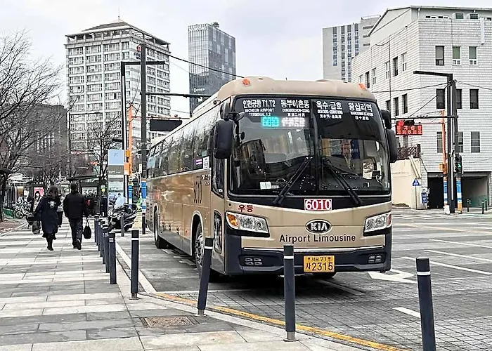 Maison De Yang, Large Mart/airport Bus Right In Front Korean-style Old House ホテル